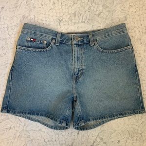 Vintage Tommy Hilfiger boyfriend shorts